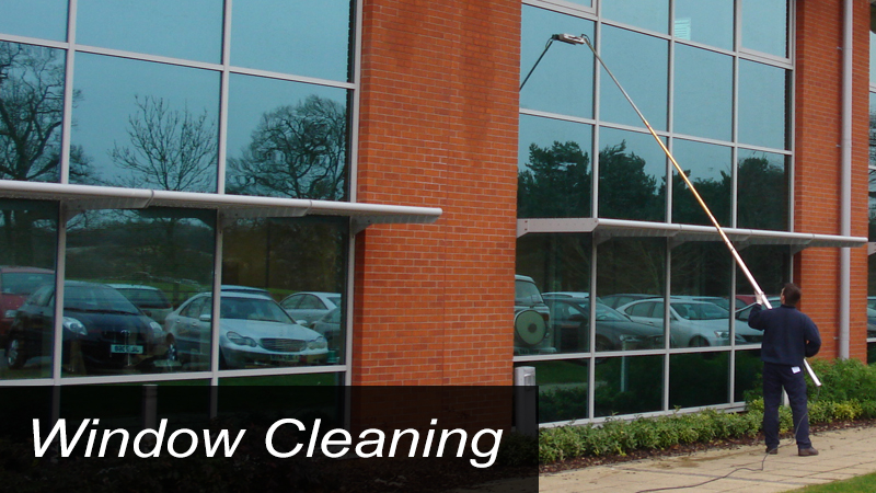 window cleaning service in Santa Clarita